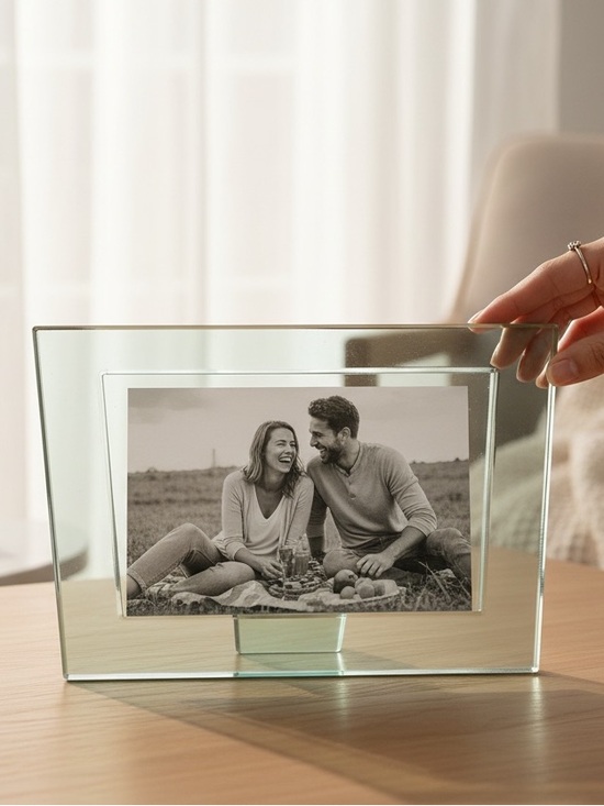 Other - Vintage 2000s Solid Clear Glass Floating Picture Luxury Tabletop Frame 4x6